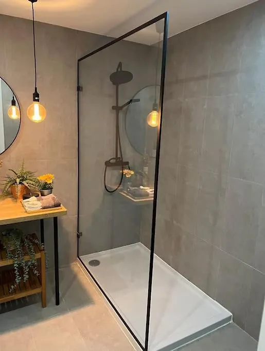 Luxury Artistic Digital Nomad Getaway W/ Terrace Apartment Lisbon Portugal